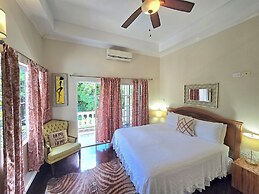 Blue Paloma Bed & Breakfast
