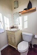 Blue Paloma Bed & Breakfast