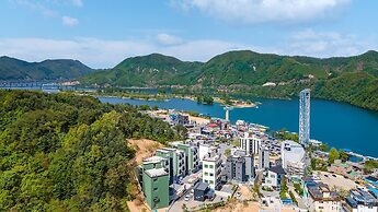 Gapyeong Boreum-dal Poolvilla
