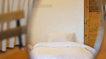 Sokcho Donbangseock Pension