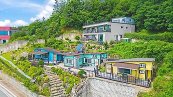 Sokcho Donbangseock Pension