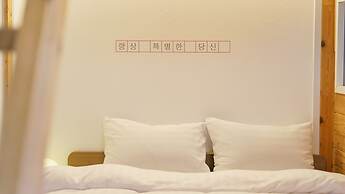 Sokcho Donbangseock Pension