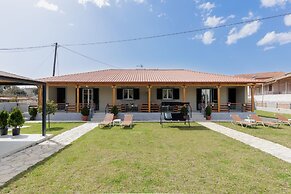 Planet Villas at Ipsos by Konnect, Shared BBQ & Garden