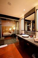 Plumeria Lake Resort & Spa