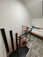 Airport Apartments