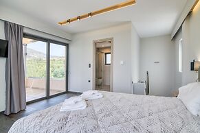 Serenity Suites Sea View 1