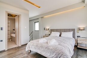 Serenity Suites Sea View 1