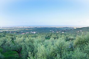 Serenity Suites Sea View 1