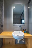 Anadeo Villas & Suites