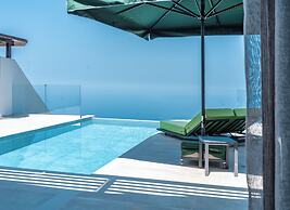 Anadeo Villas & Suites