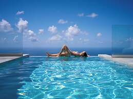 Anadeo Villas & Suites