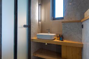 Anadeo Villas & Suites