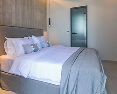 Anadeo Villas & Suites