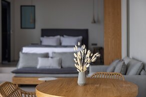 Anadeo Villas & Suites