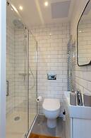 Lovely Apartment Beneath Edinburgh Castle