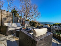Castle Cove Cottage