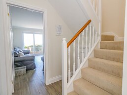 Castle Cove Cottage