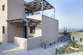 Serenity Suites Sea View 2