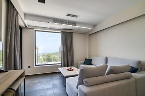 Serenity Suites Sea View 2