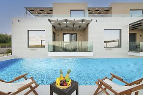 Serenity Suites Sea View 3