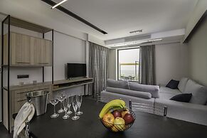 Serenity Suites Sea View 3