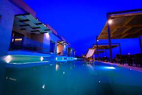 Serenity Suites Sea View 3