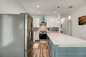 Crazy Crane 3 Bedroom Home by RedAwning