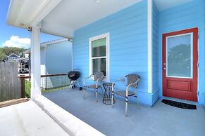 Crazy Crane 3 Bedroom Home by RedAwning