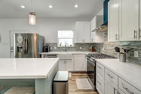 Crazy Crane 3 Bedroom Home by RedAwning