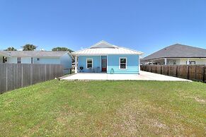 Crazy Crane 3 Bedroom Home by RedAwning