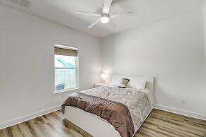 Crazy Crane 3 Bedroom Home by RedAwning