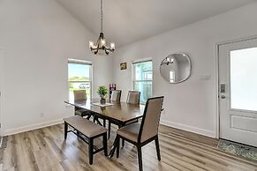 Crazy Crane 3 Bedroom Home by RedAwning