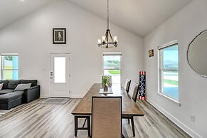 Crazy Crane 3 Bedroom Home by RedAwning