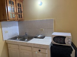 Family Comfort In Jamaica - Enjoy 7 Miles Of White Sand Beach! Villa b