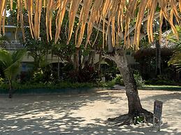 Family Comfort In Jamaica - Enjoy 7 Miles Of White Sand Beach! Villa b