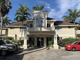 Family Comfort In Jamaica - Enjoy 7 Miles Of White Sand Beach! Villa b