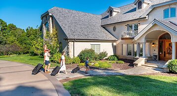 Tuckers Cove 7 Bedroom Home by RedAwning