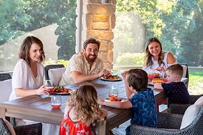 Tuckers Cove 7 Bedroom Home by RedAwning