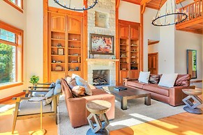 Tuckers Cove 7 Bedroom Home by RedAwning