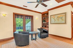 Tuckers Cove 7 Bedroom Home by RedAwning