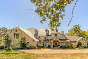 Tuckers Cove 7 Bedroom Home by RedAwning