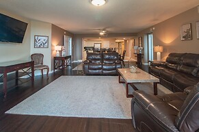 Yacht Club Villas #2-204 4 Bedroom Condo by RedAwning