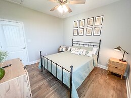 Crystal Blue 3 Bedroom Home by RedAwning