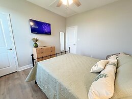 Crystal Blue 3 Bedroom Home by RedAwning