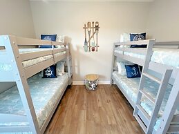 Crystal Blue 3 Bedroom Home by RedAwning