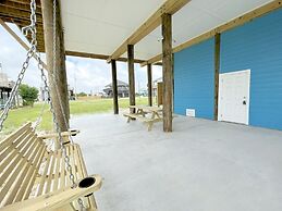 Crystal Blue 3 Bedroom Home by RedAwning