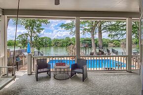 Dock Holiday LD 1215 3 Bedroom Home by RedAwning