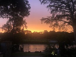 Dock Holiday LD 1215 3 Bedroom Home by RedAwning