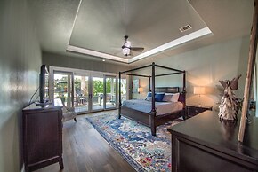 Dock Holiday LD 1215 3 Bedroom Home by RedAwning