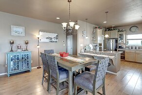 Egery Island Dream 4 Bedroom Home by RedAwning